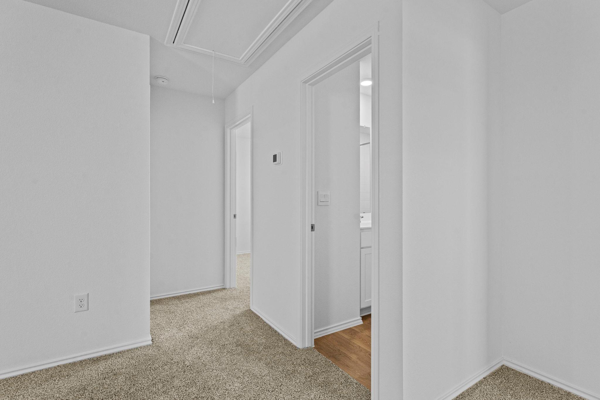 251 Bardwell Way Property Photo 15