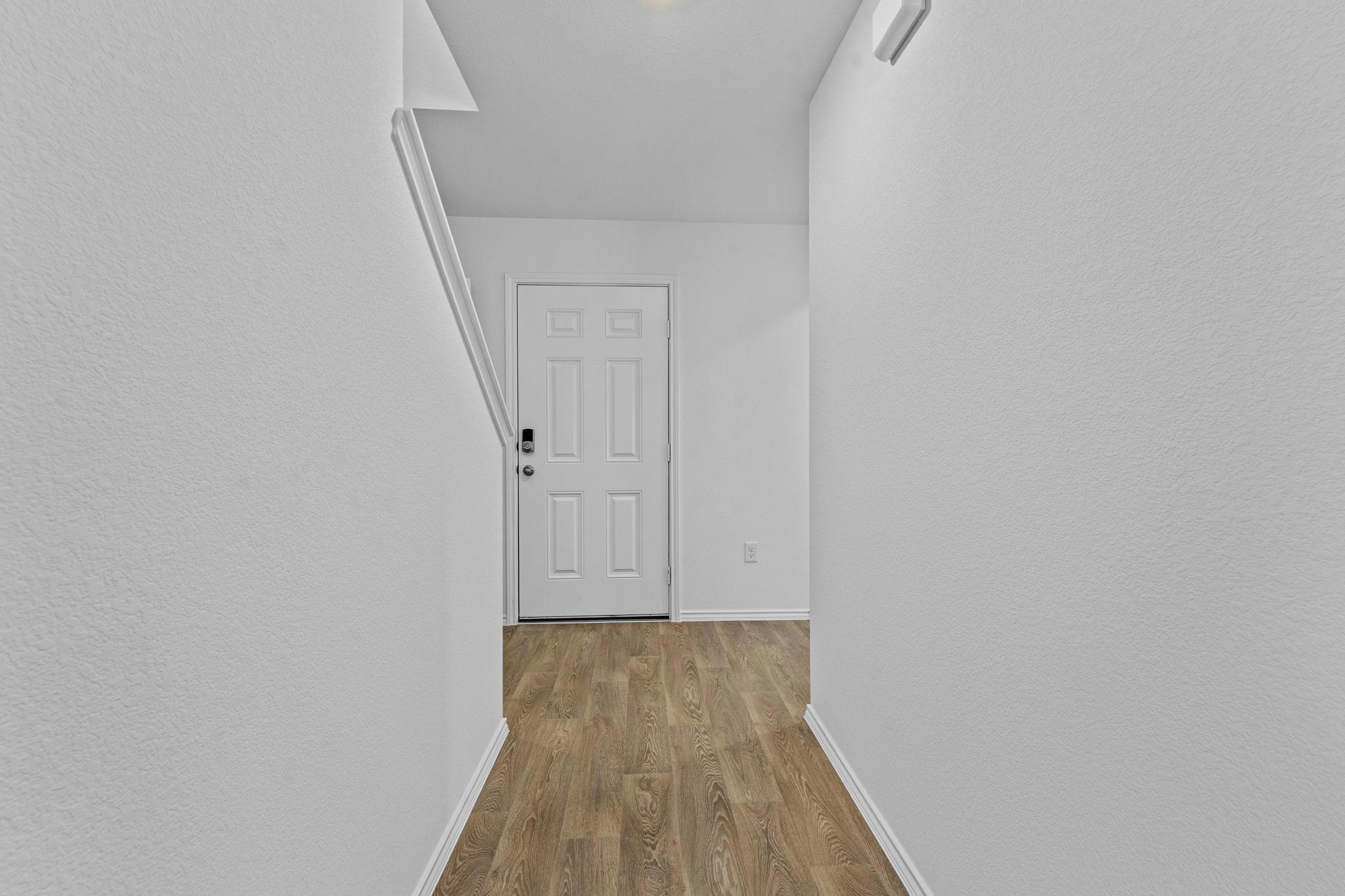 251 Bardwell Way Property Photo 18