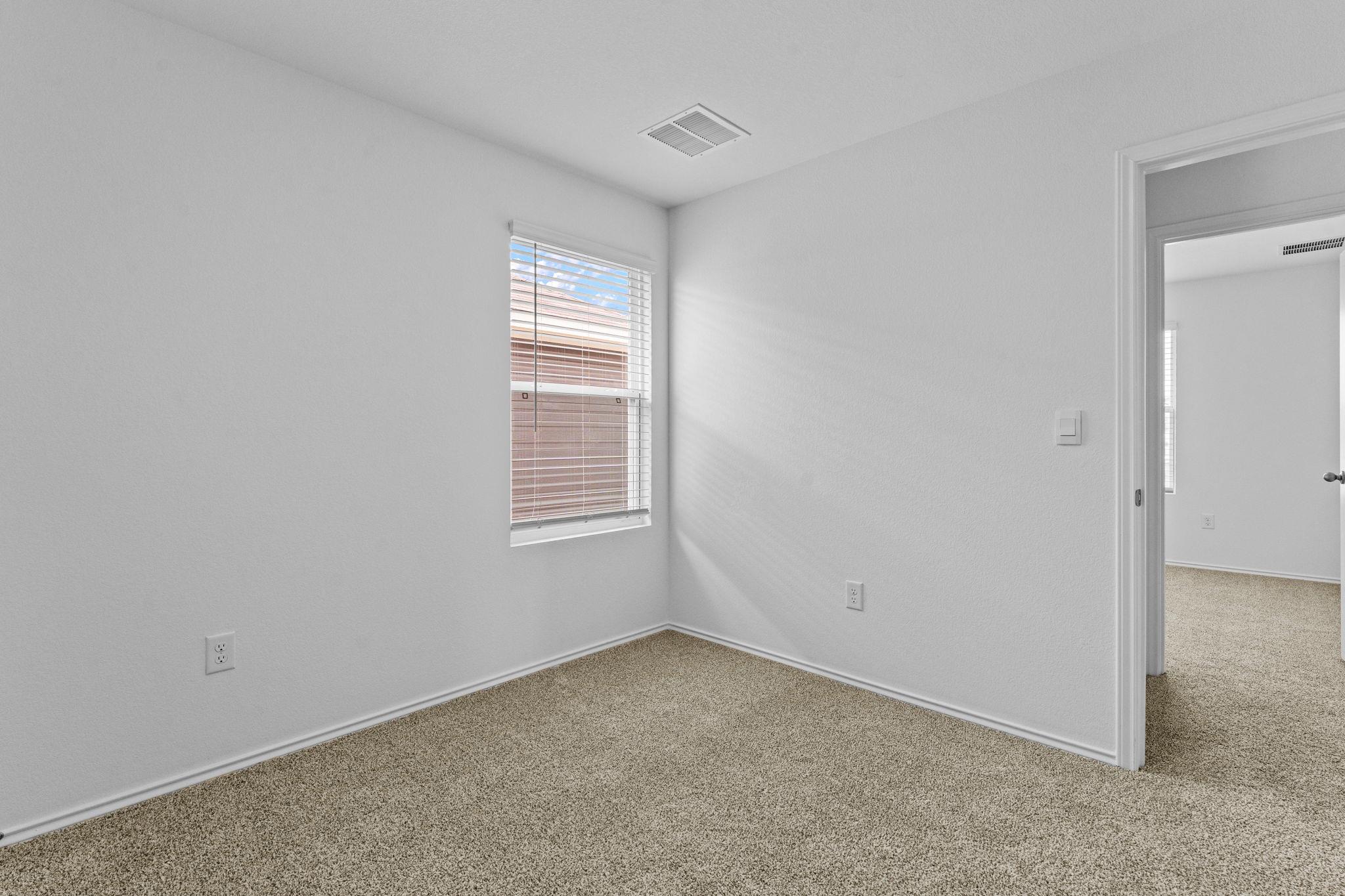 251 Bardwell Way Property Photo 23