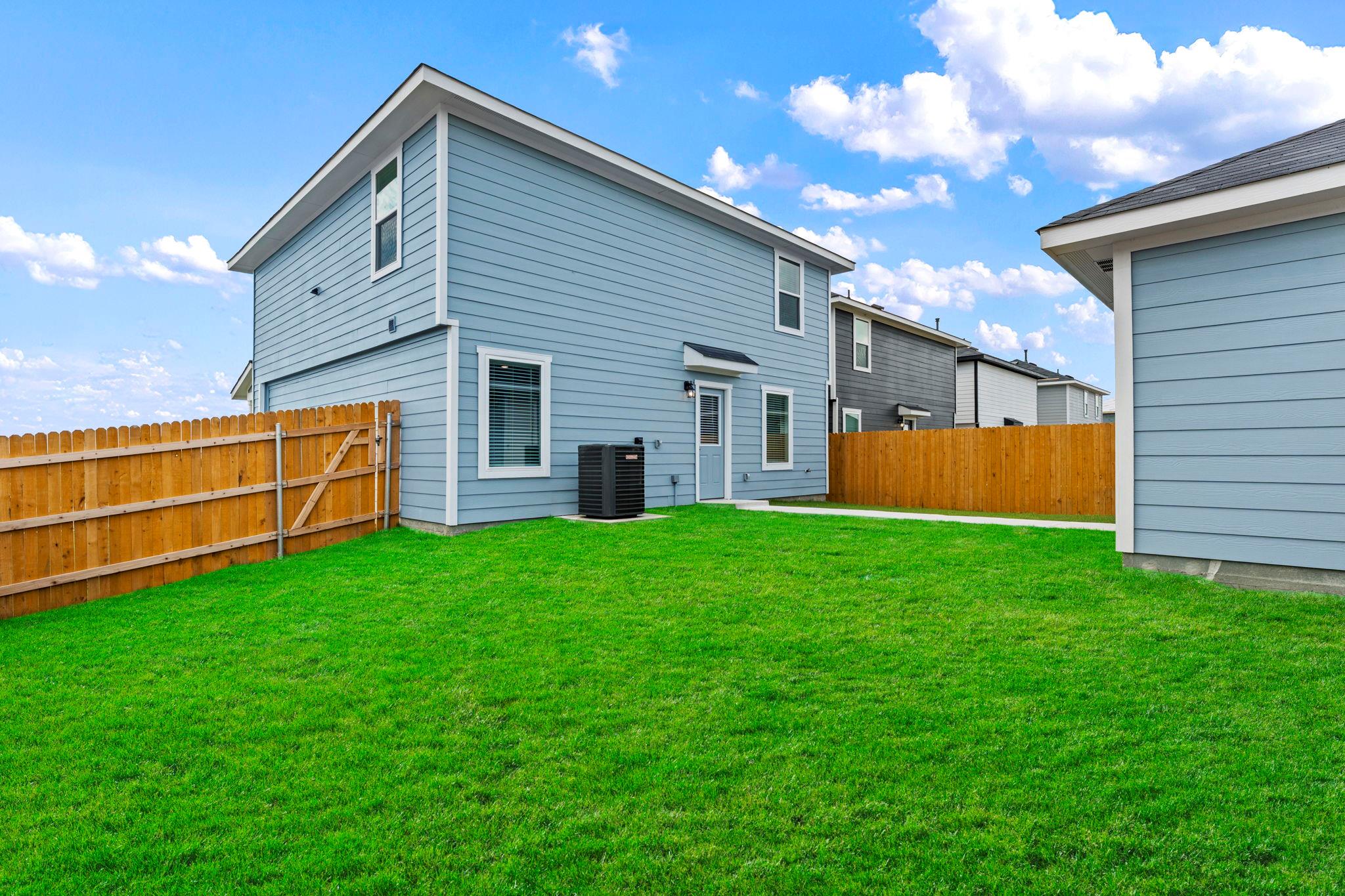 251 Bardwell Way Property Photo 37