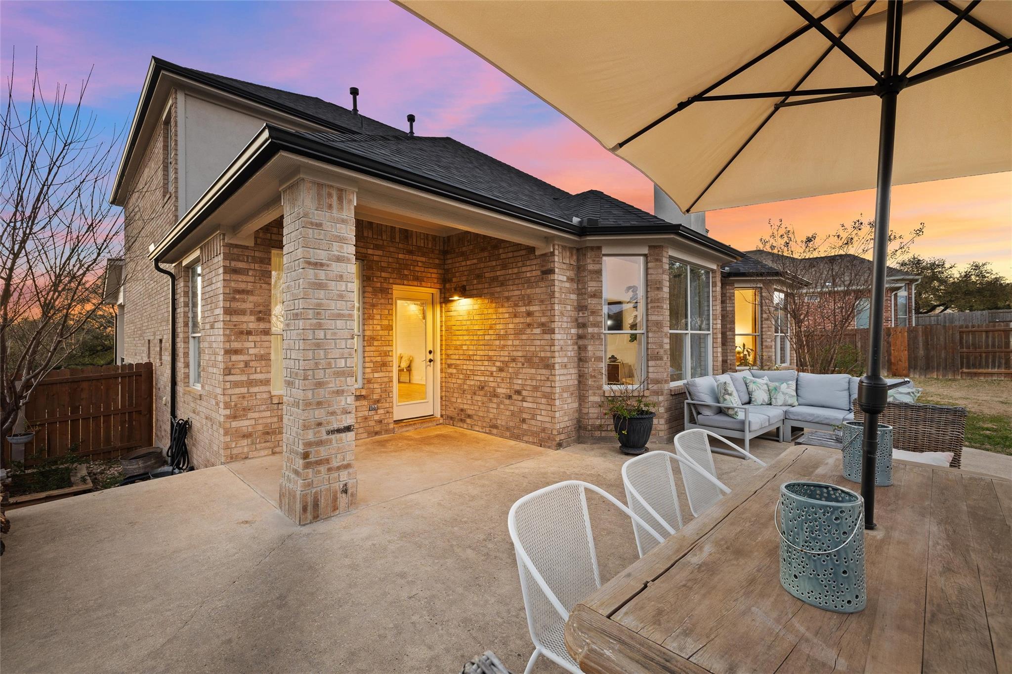 143 Enchanted Cv Property Photo 32