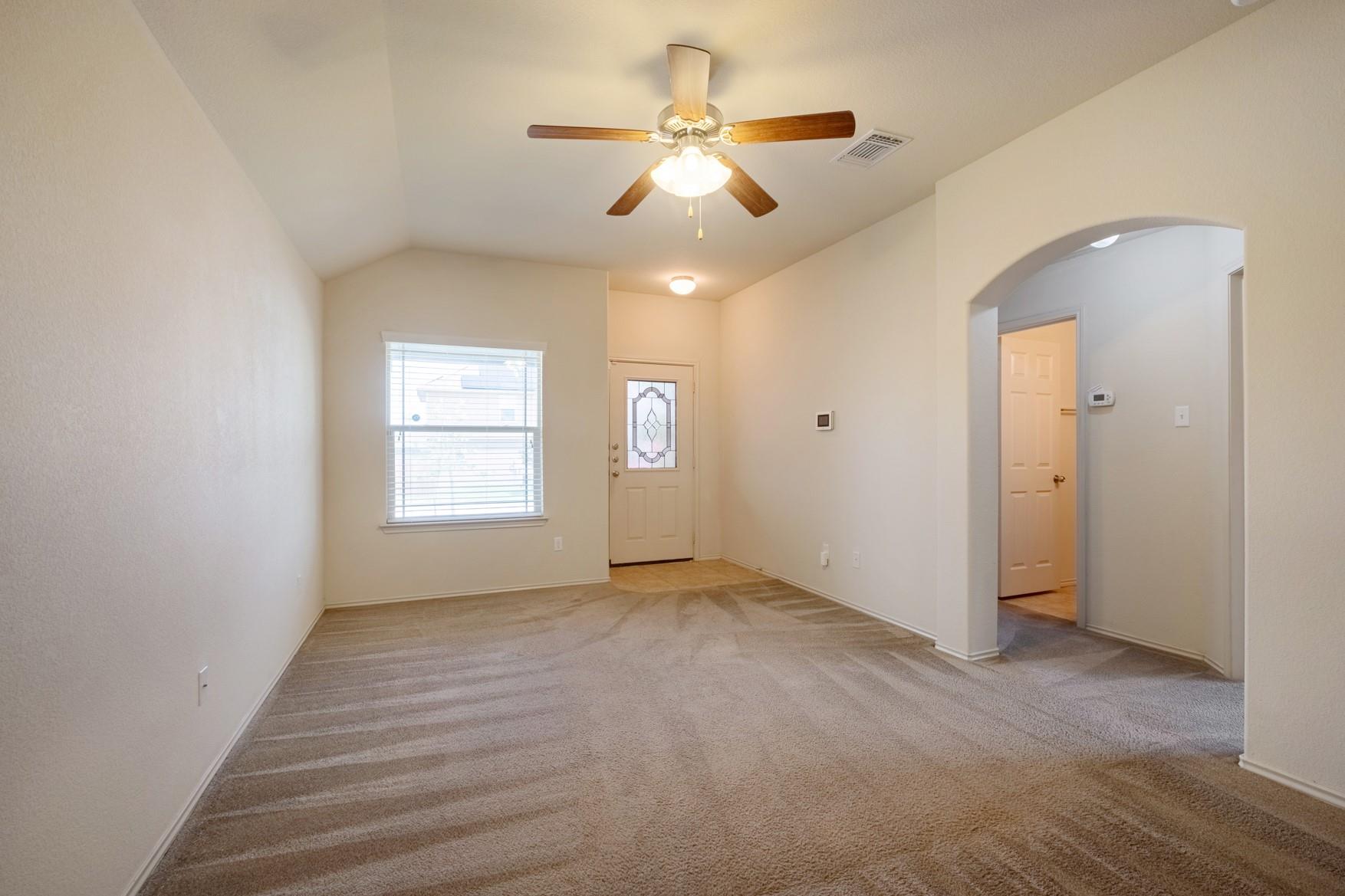 100 Azurite Dr Property Photo 5