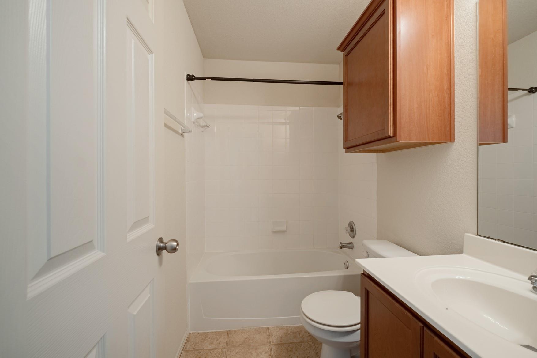 100 Azurite Dr Property Photo 17