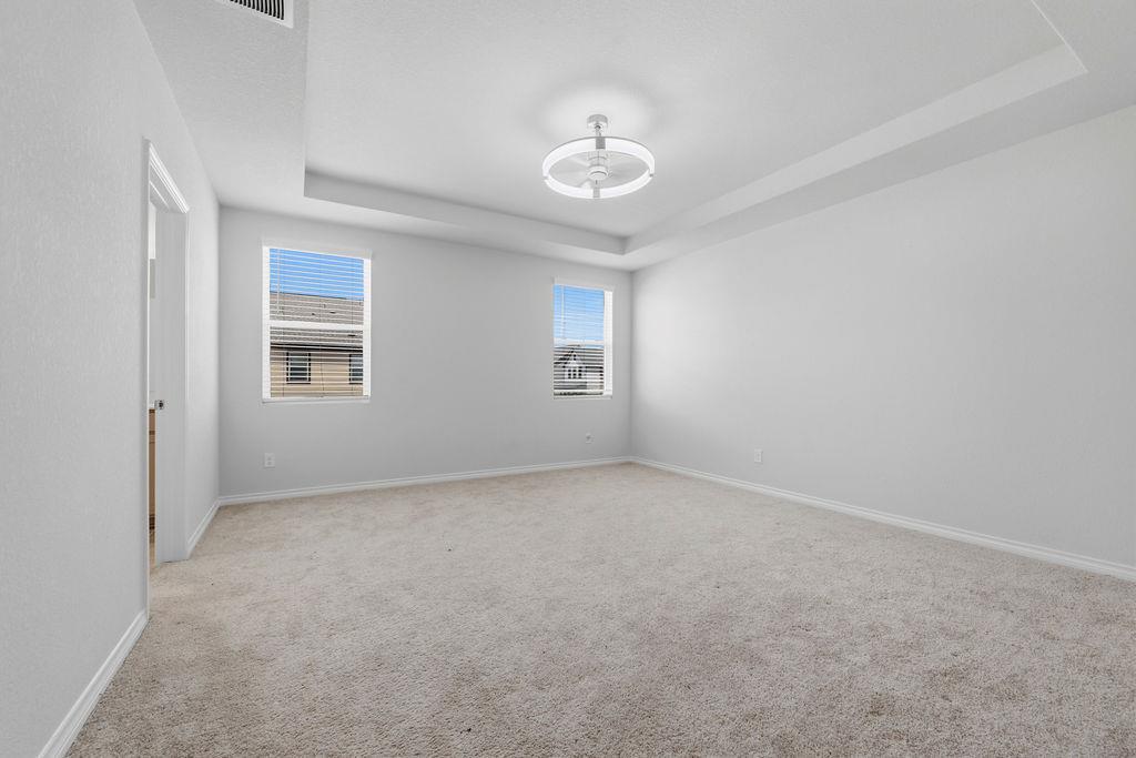 245 Leeland Dr Property Photo 12