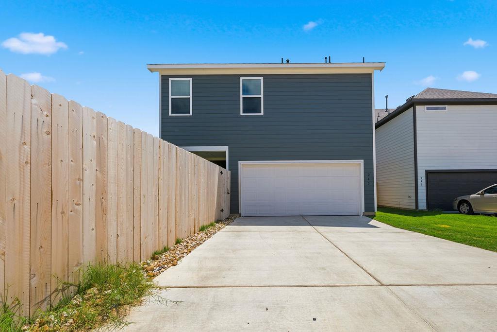 245 Leeland Dr Property Photo 26