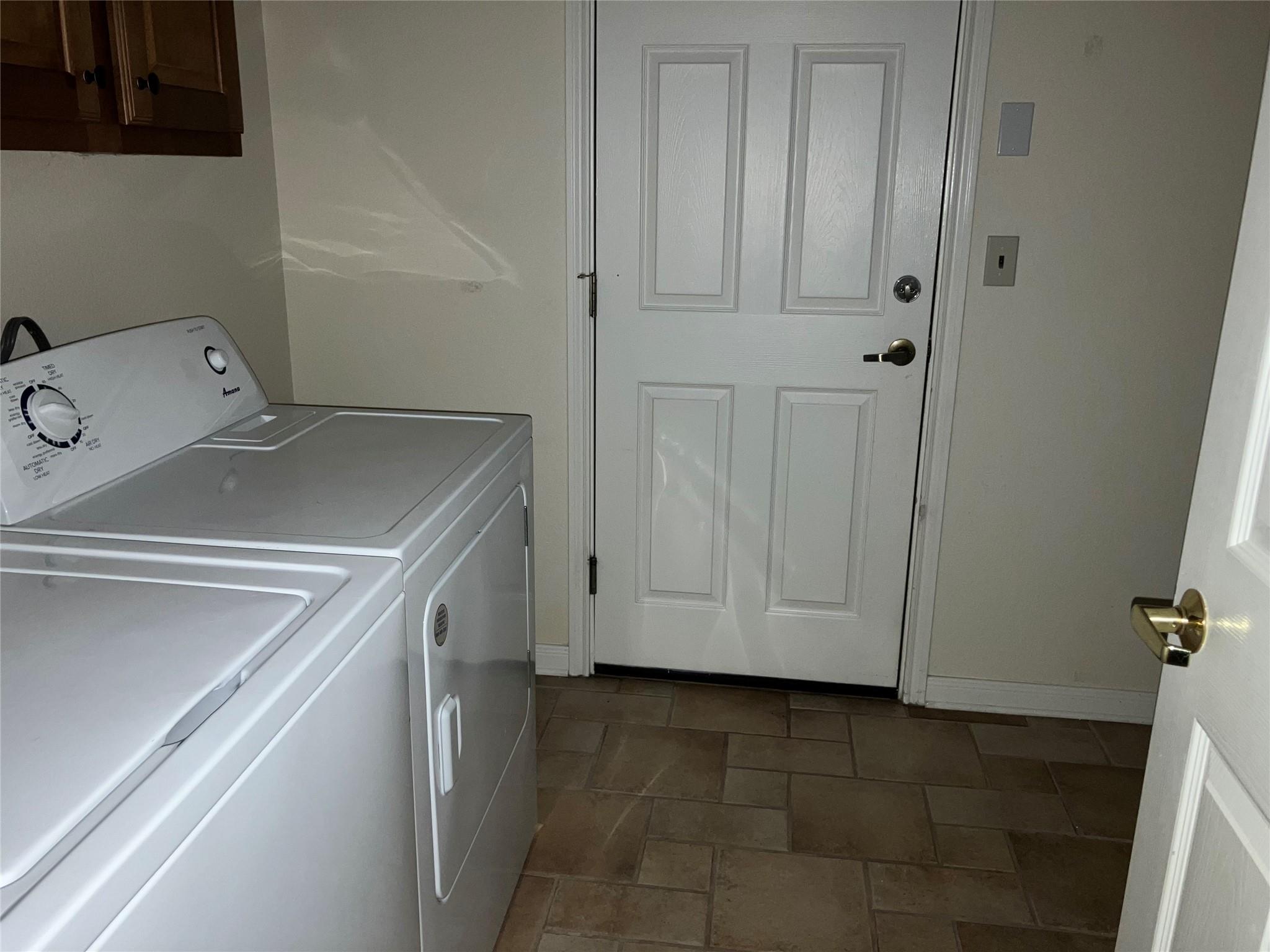 103 Wild Rose Dr Property Photo 13