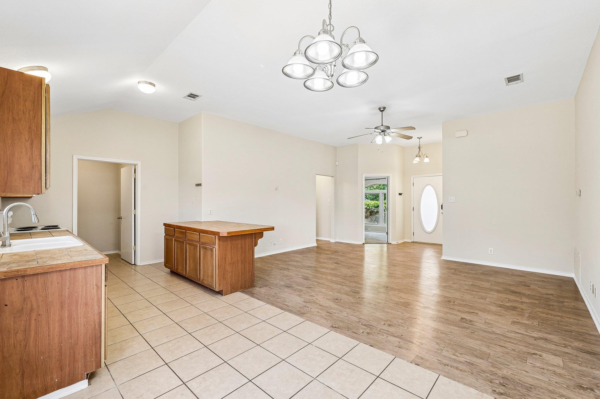 224 Copper Ln Property Photo 4