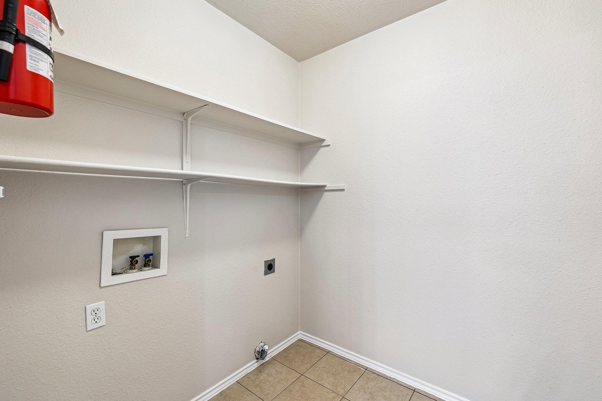 224 Copper Ln Property Photo 18