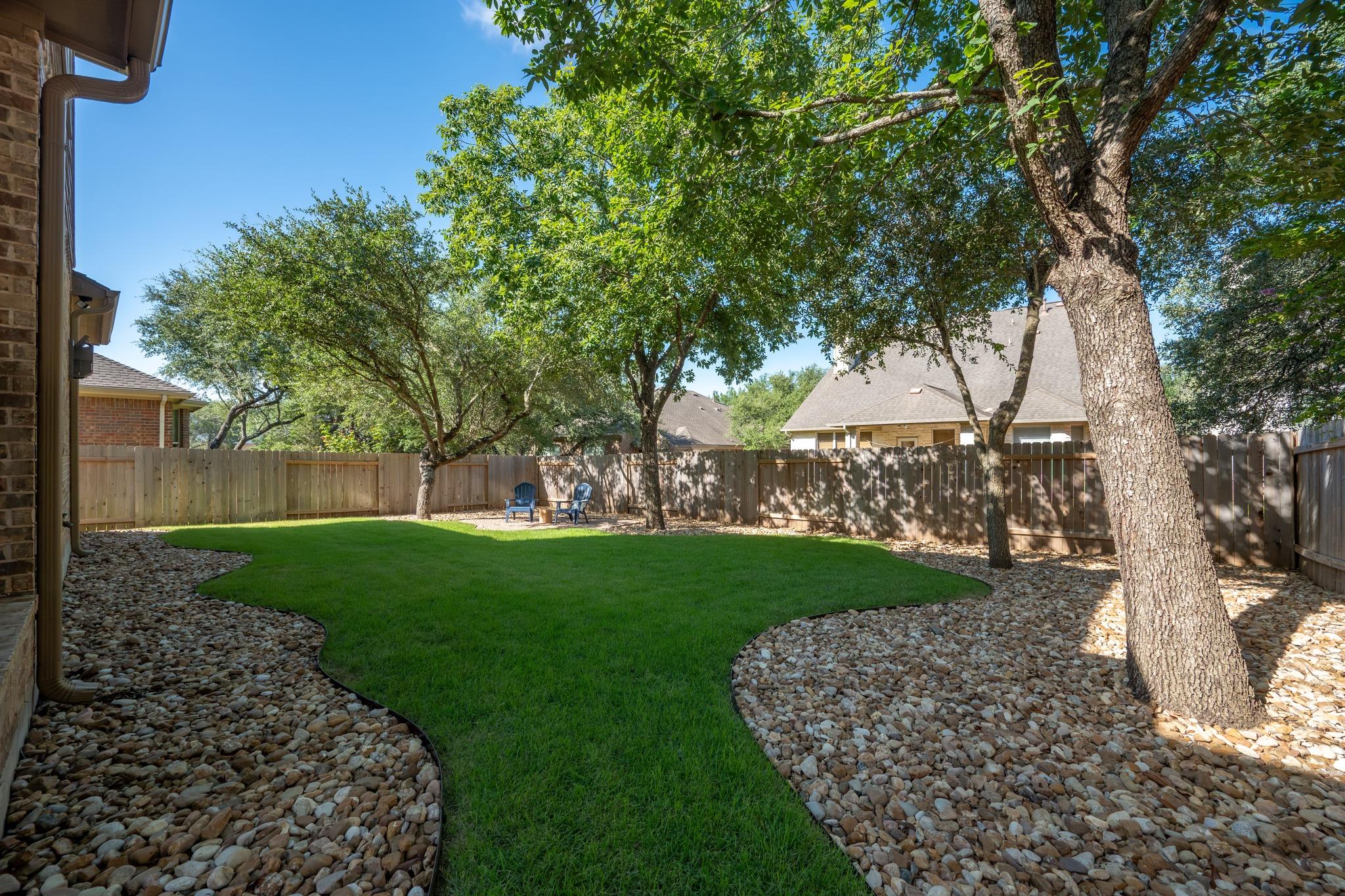 8620 Alophia Dr Property Photo 28
