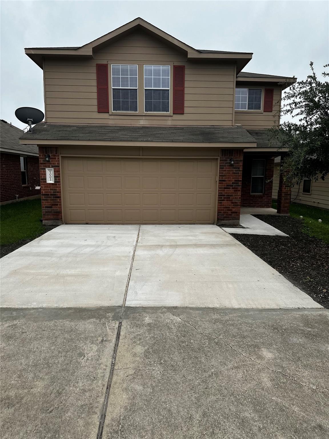 3922595 Property Photo 1