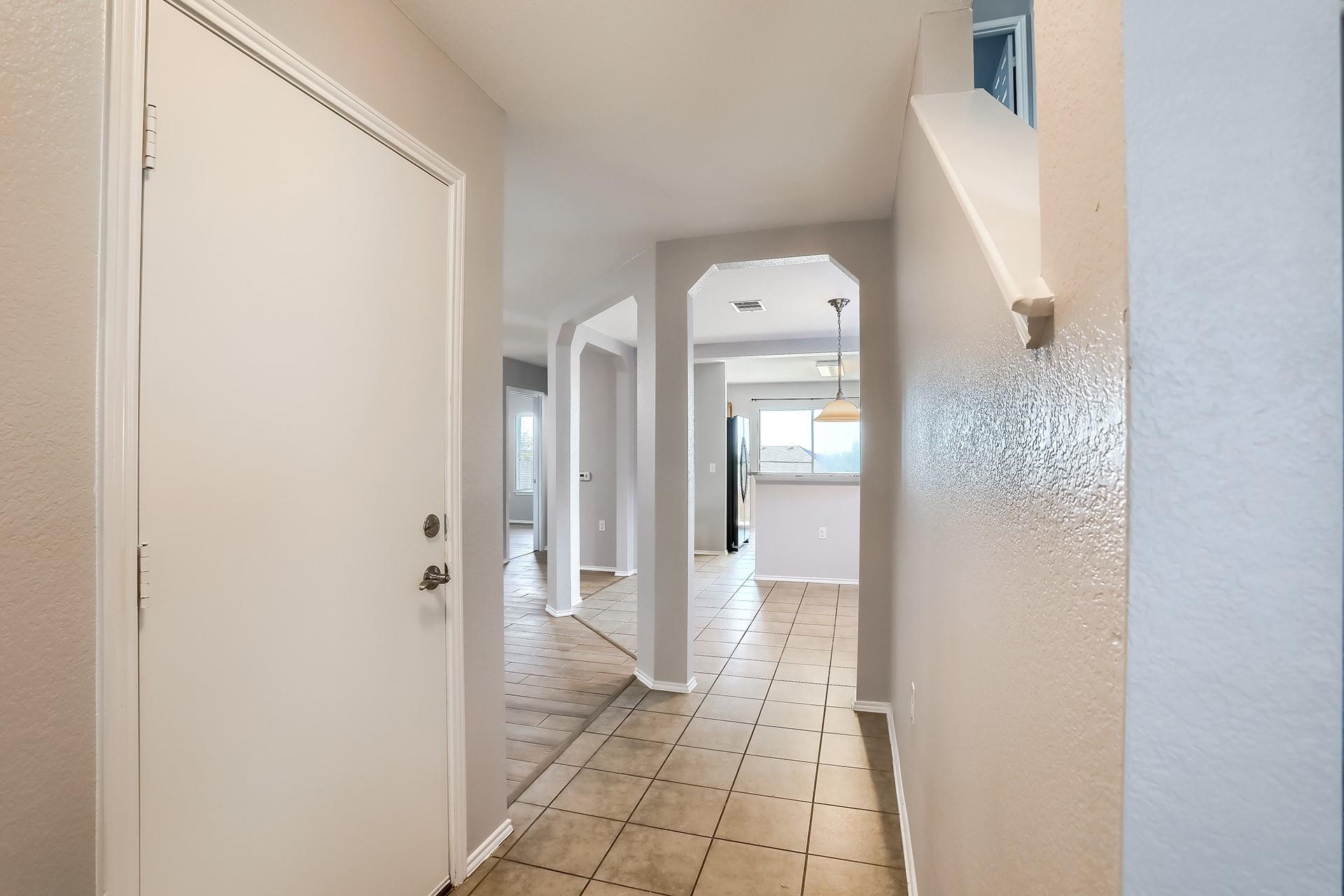 3922595 Property Photo 4