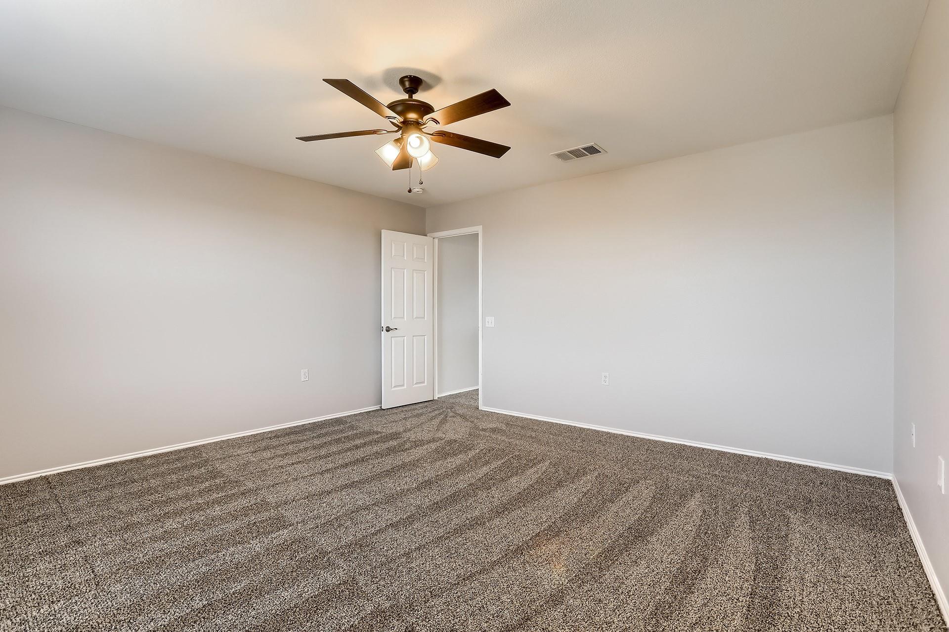 3922595 Property Photo 18