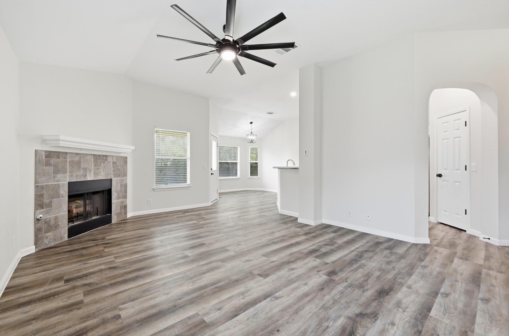 160 Atlantis None Property Photo 11