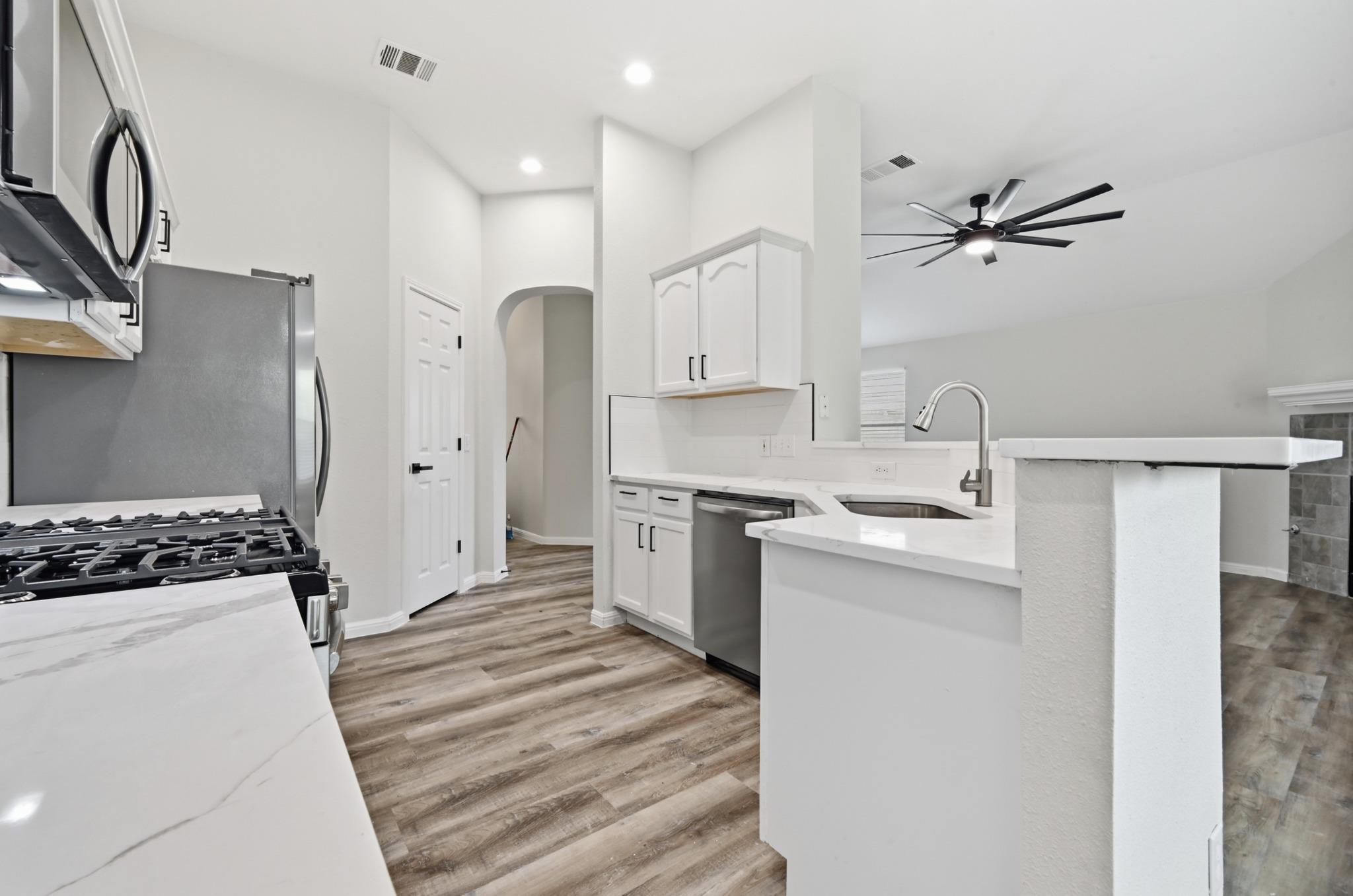 160 Atlantis None Property Photo 13