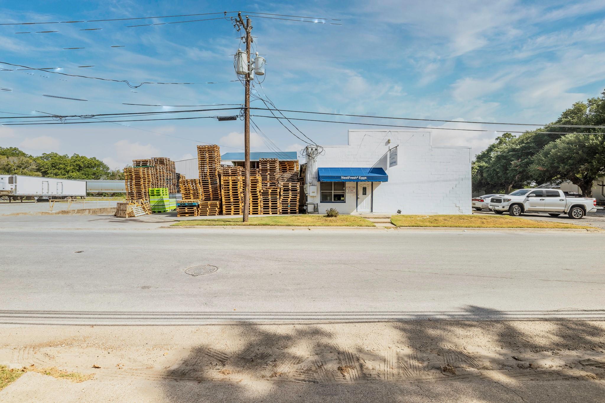 925 Saint Andrew St Property Photo