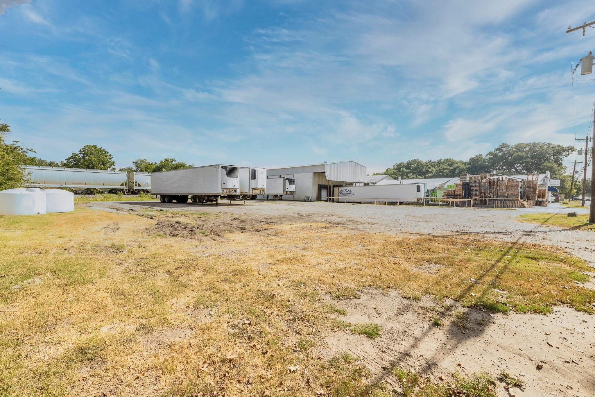 925 Saint Andrew St Property Photo 31