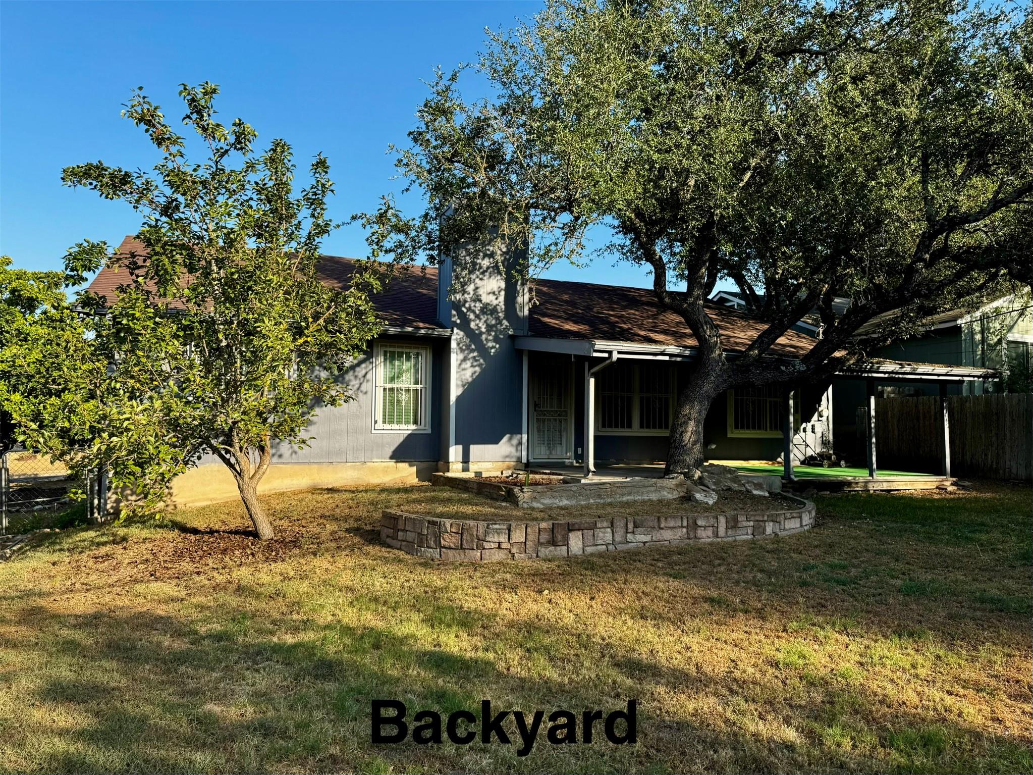 8514 Red Willow Dr Property Photo 3
