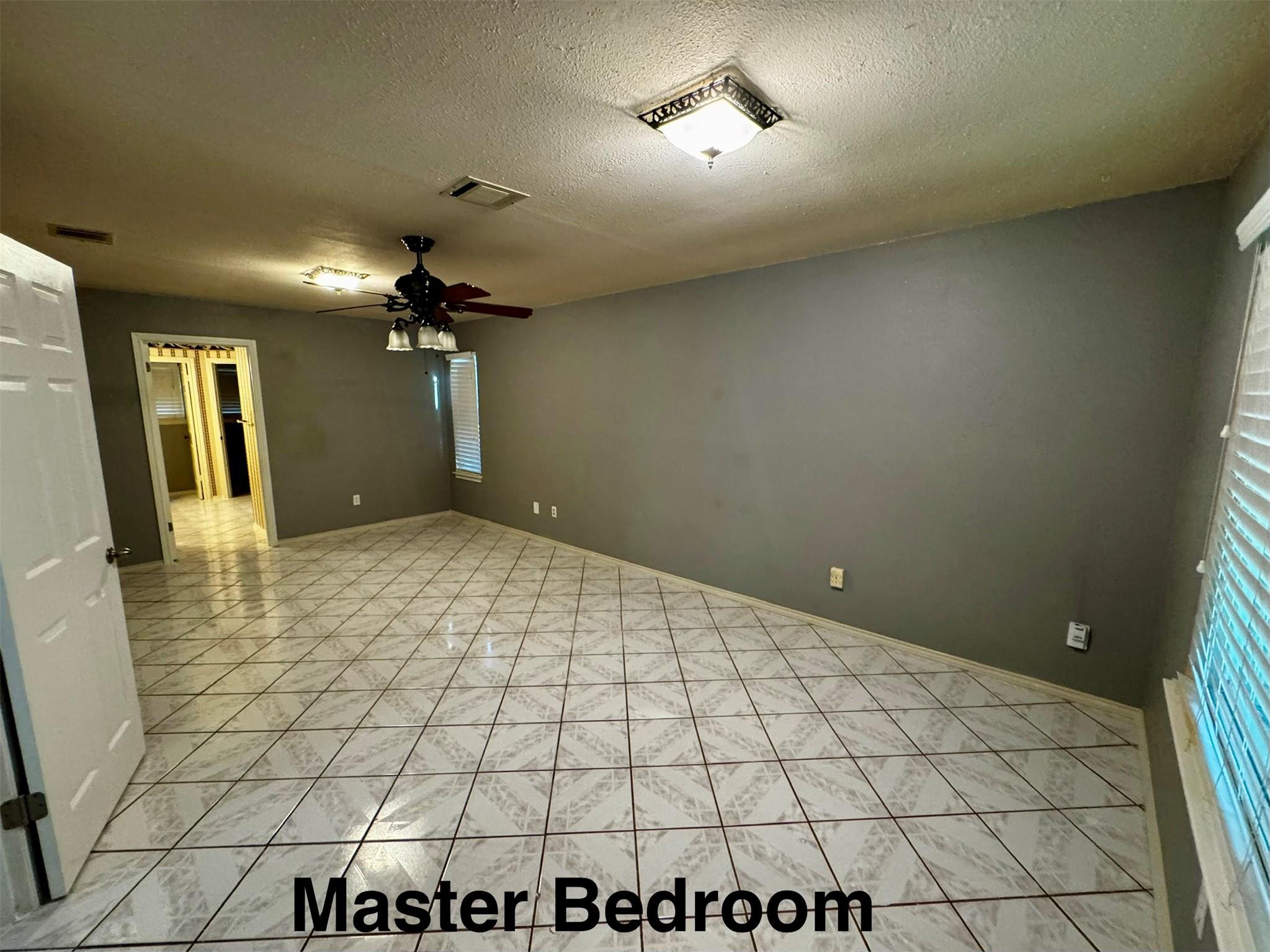 8514 Red Willow Dr Property Photo 12