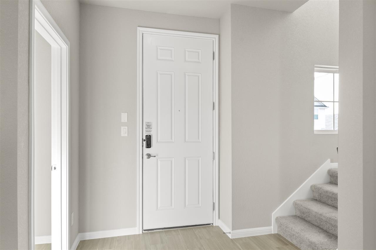9508 Grapevine Leaf Dr Property Photo 6