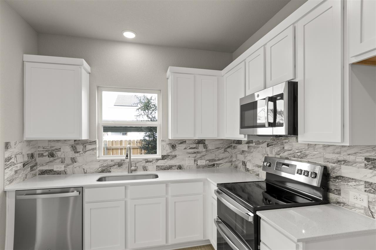 9508 Grapevine Leaf Dr Property Photo 22