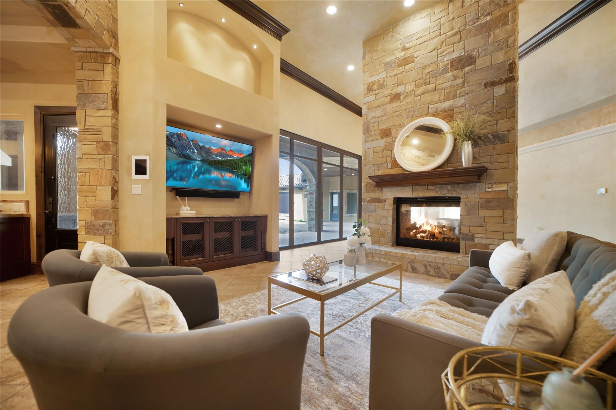 1024 Spanish Trl Property Photo 11