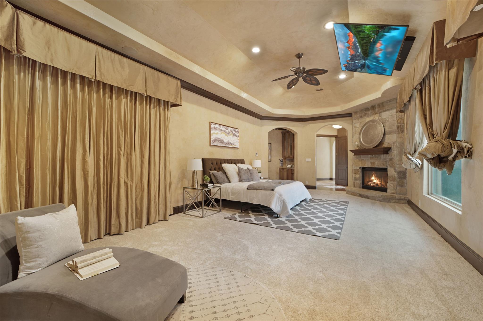 1024 Spanish Trl Property Photo 19