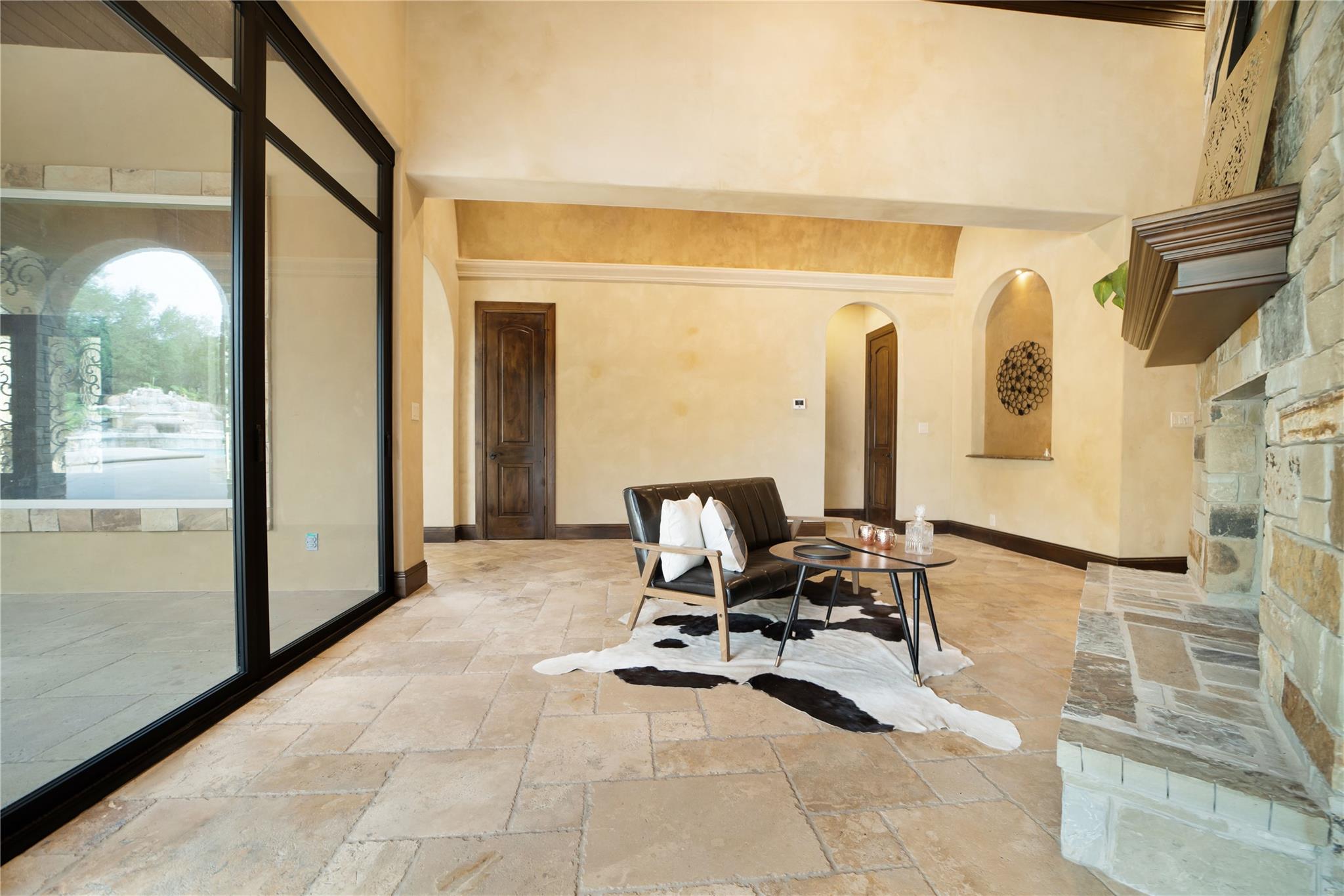 1024 Spanish Trl Property Photo 22