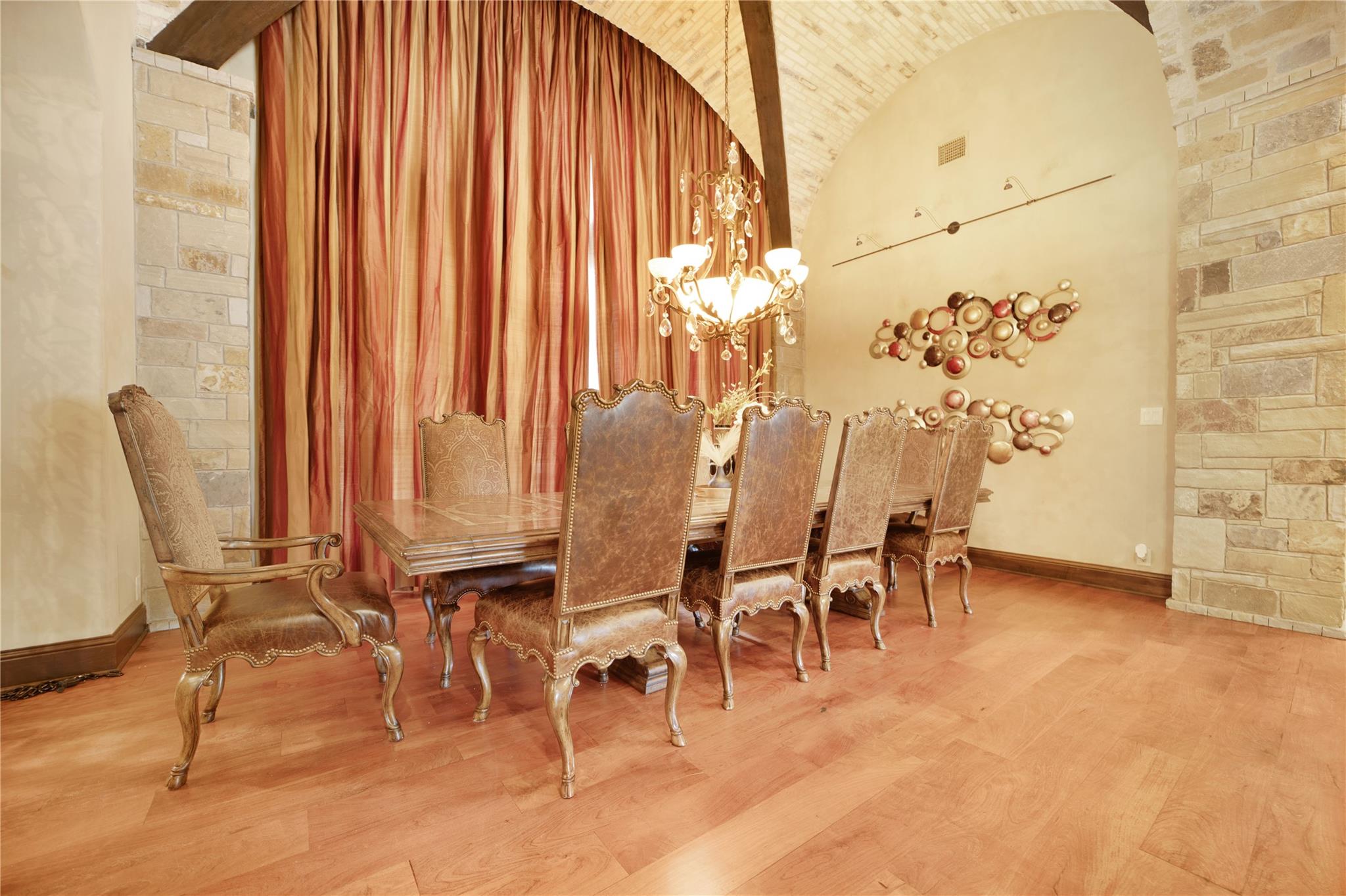 1024 Spanish Trl Property Photo 23