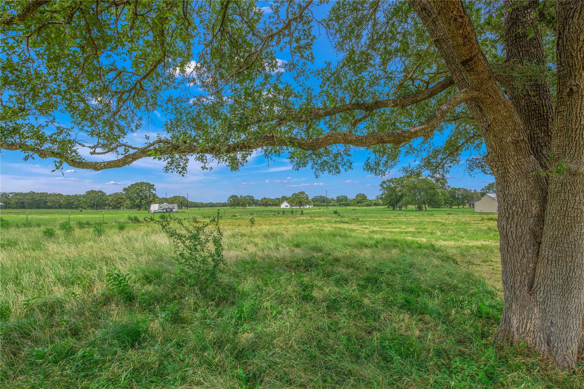 12889 Della Love Rd Property Photo 5