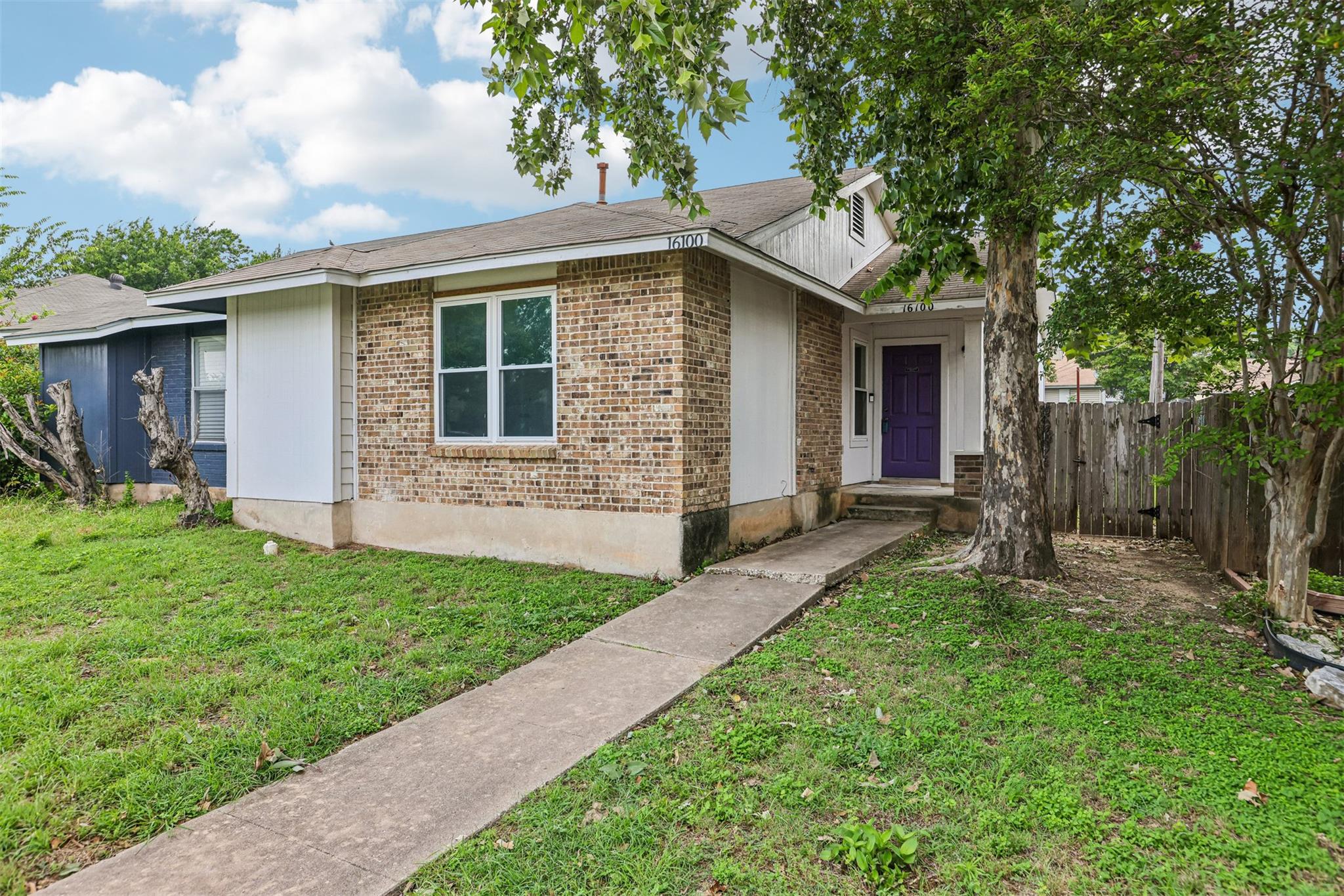 16100 Windermere Dr Property Photo 3