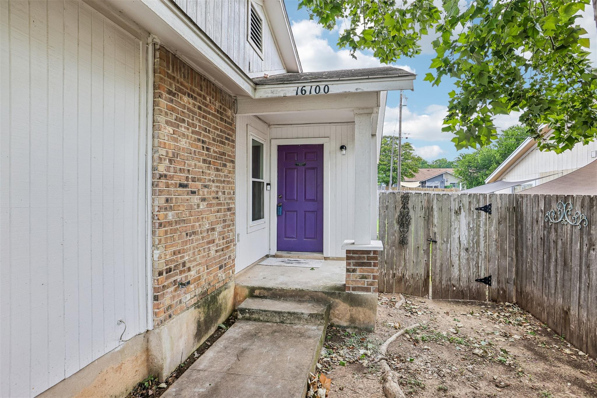16100 Windermere Dr Property Photo 5