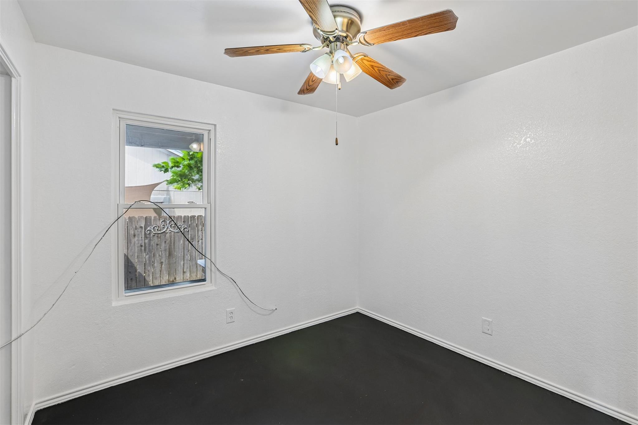 16100 Windermere Dr Property Photo 23