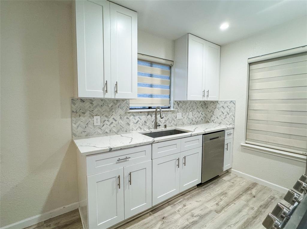 12315 Limerick Ave Property Photo 6