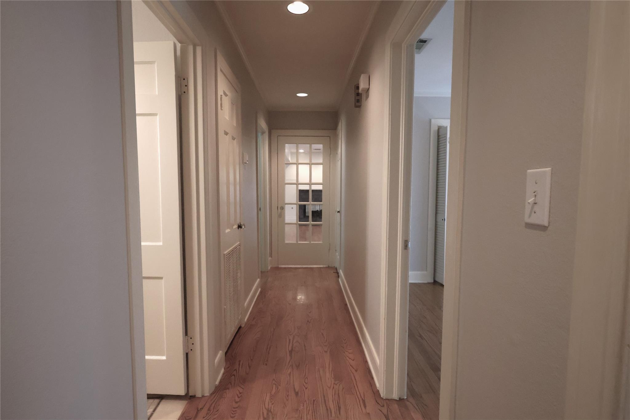 4702 Shadow Ln Property Photo 22