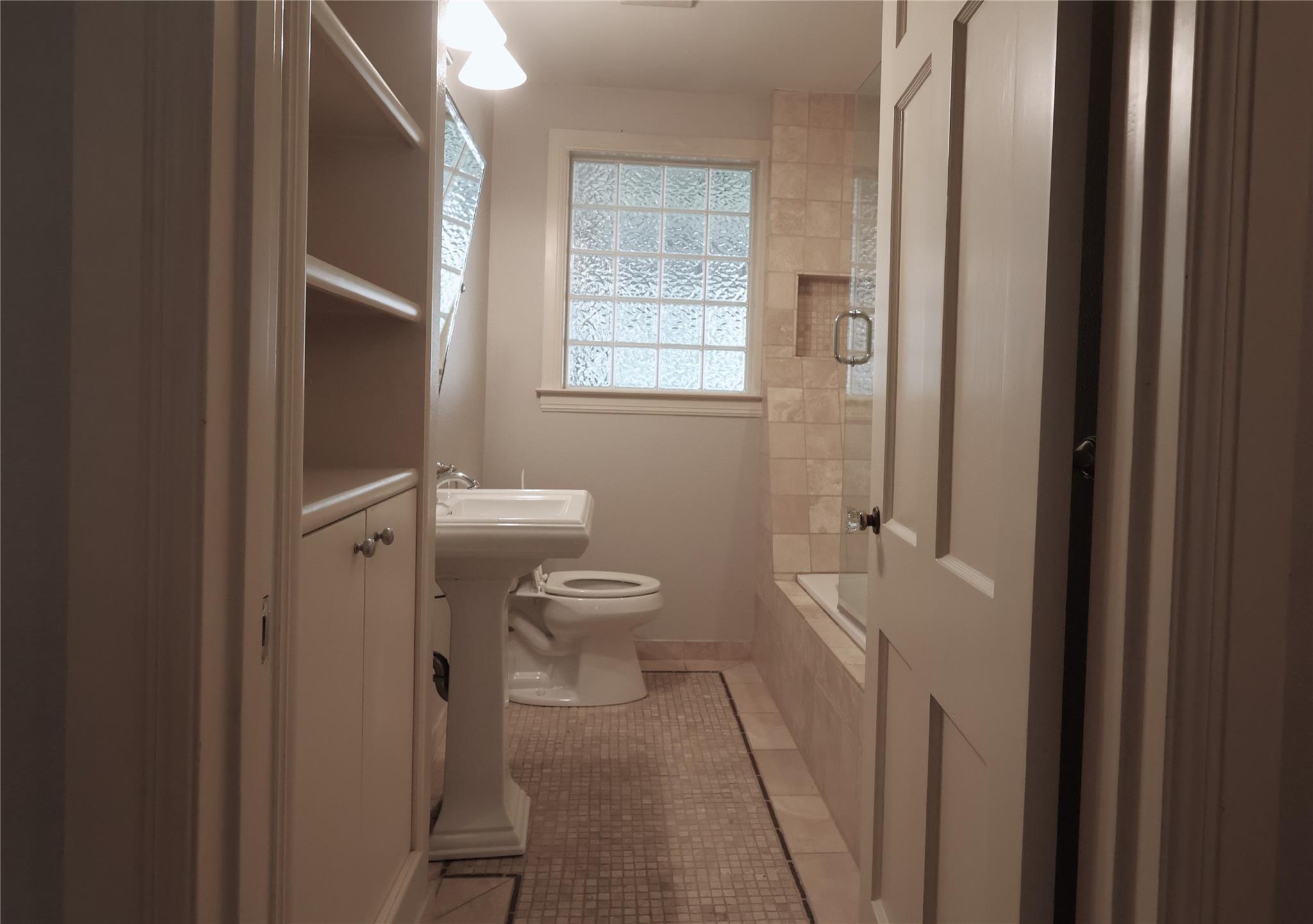 4702 Shadow Ln Property Photo 24
