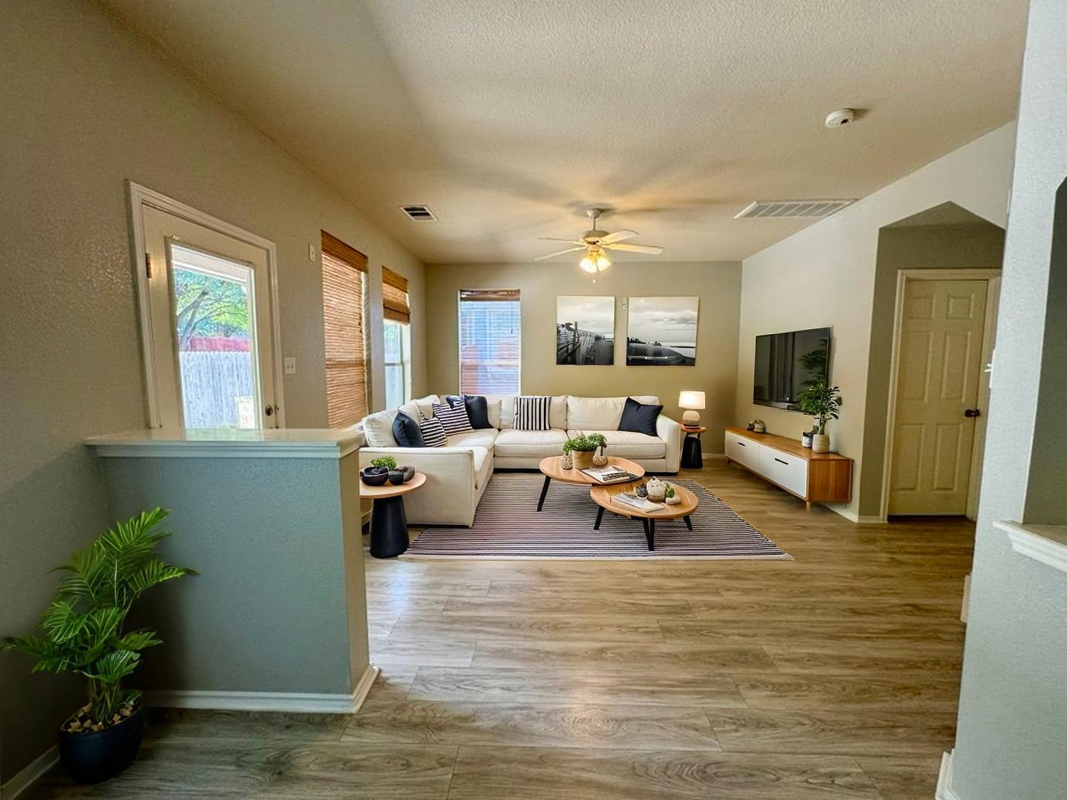 8301 Winterstein Dr Property Photo 8