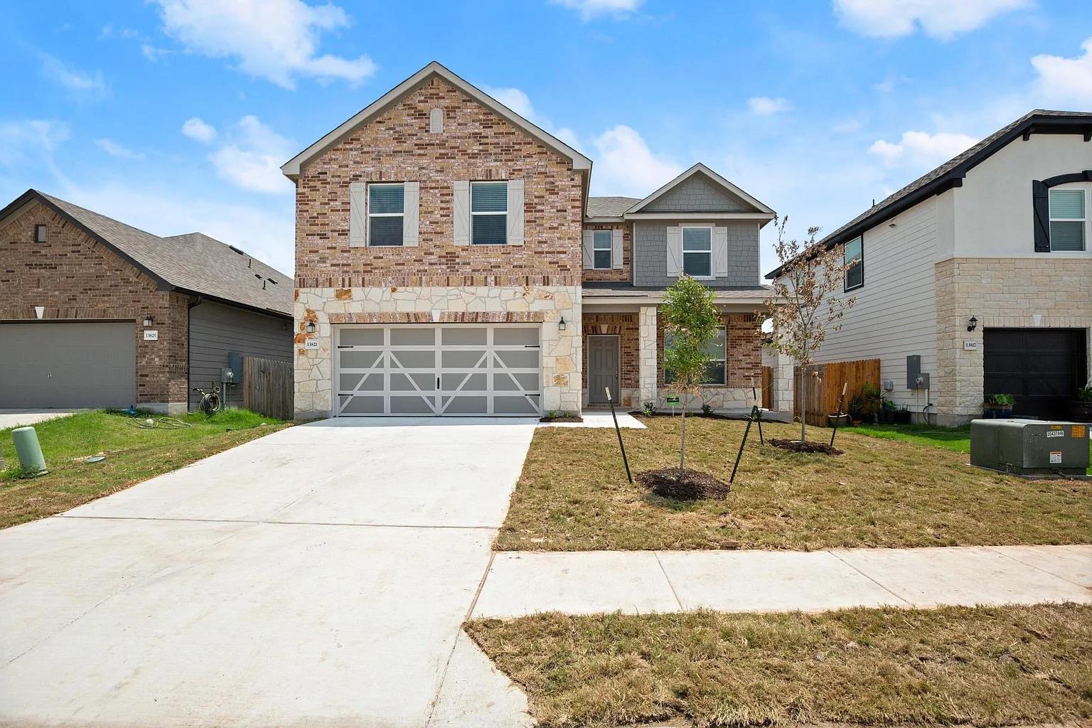 13821 Abraham Lincoln St Property Photo 1