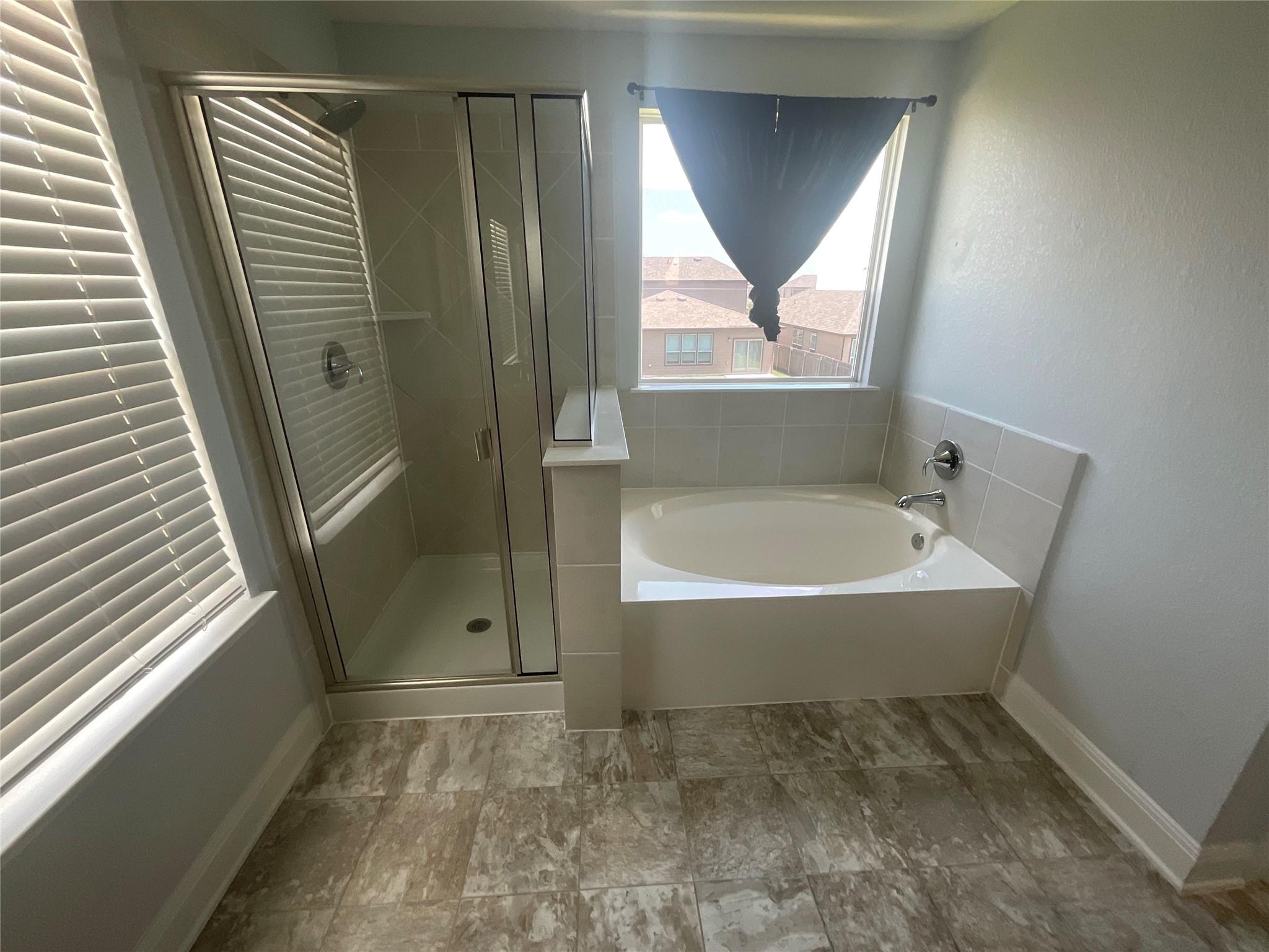 13821 Abraham Lincoln St Property Photo 18