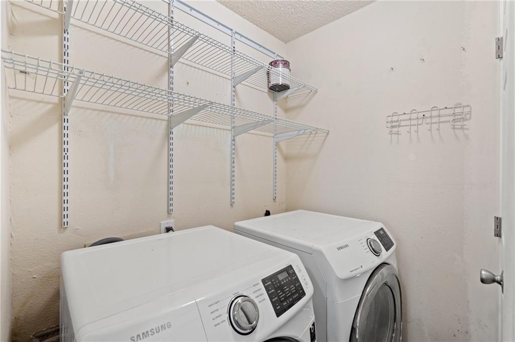 4819 Misty Slope Ln Property Photo 16