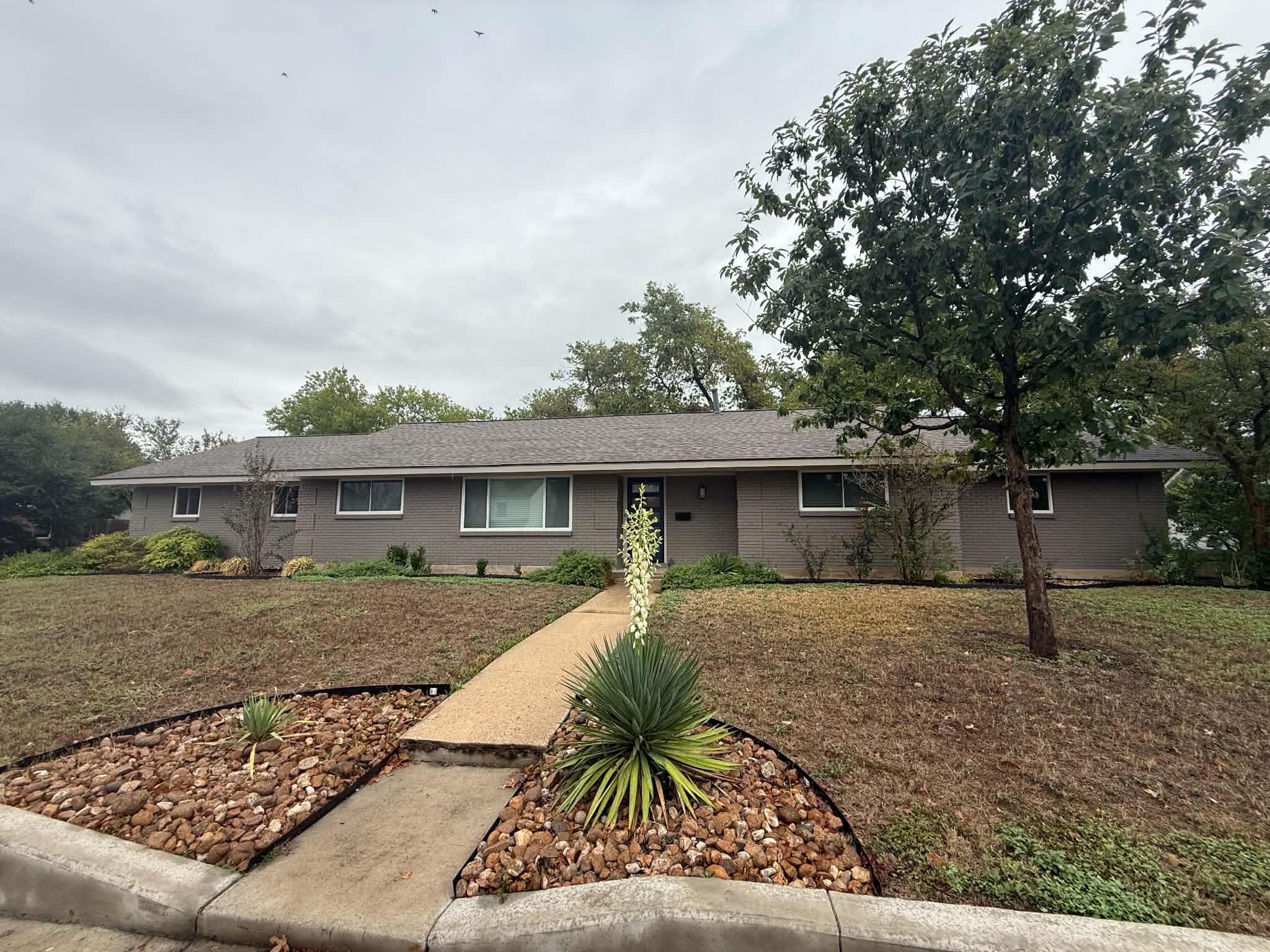 5705 Coventry Ln Property Photo 1