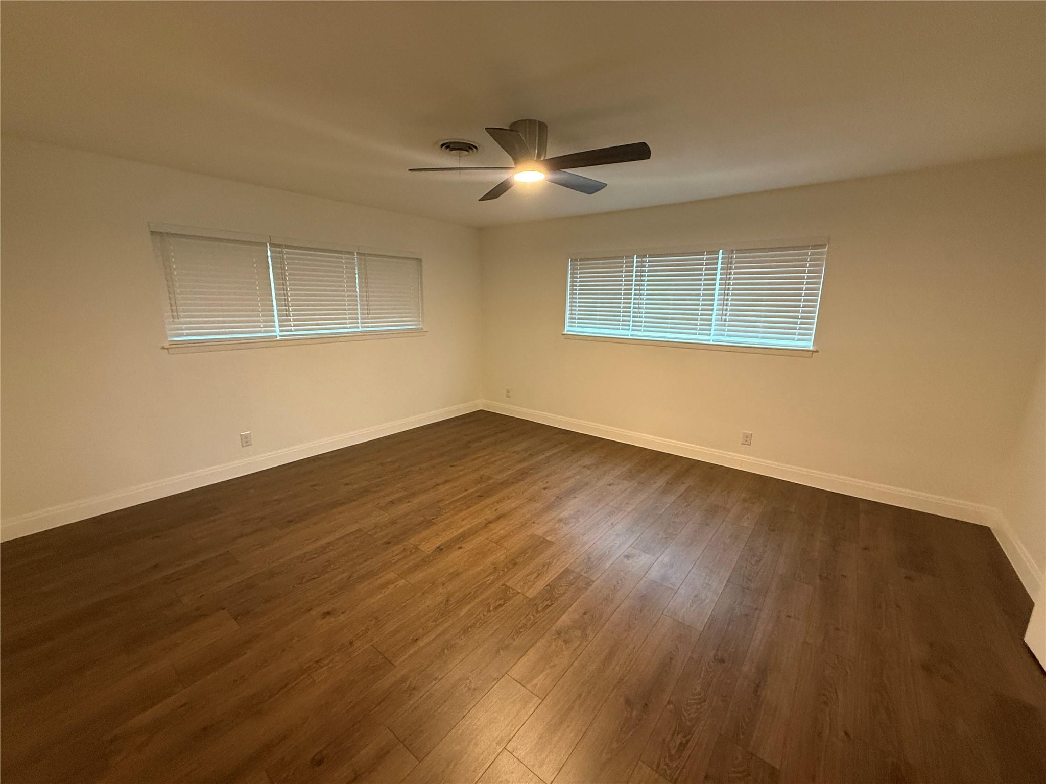 5705 Coventry Ln Property Photo 12