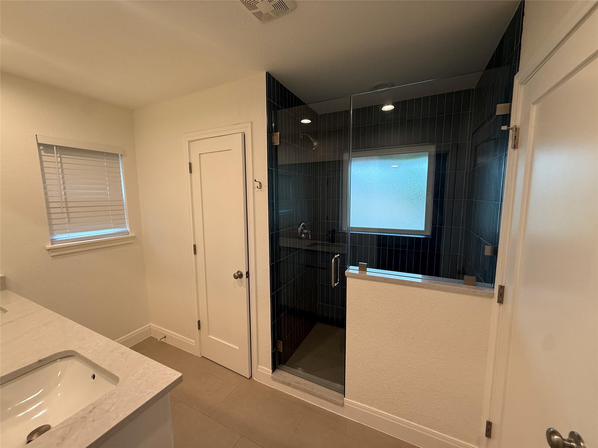 5705 Coventry Ln Property Photo 17