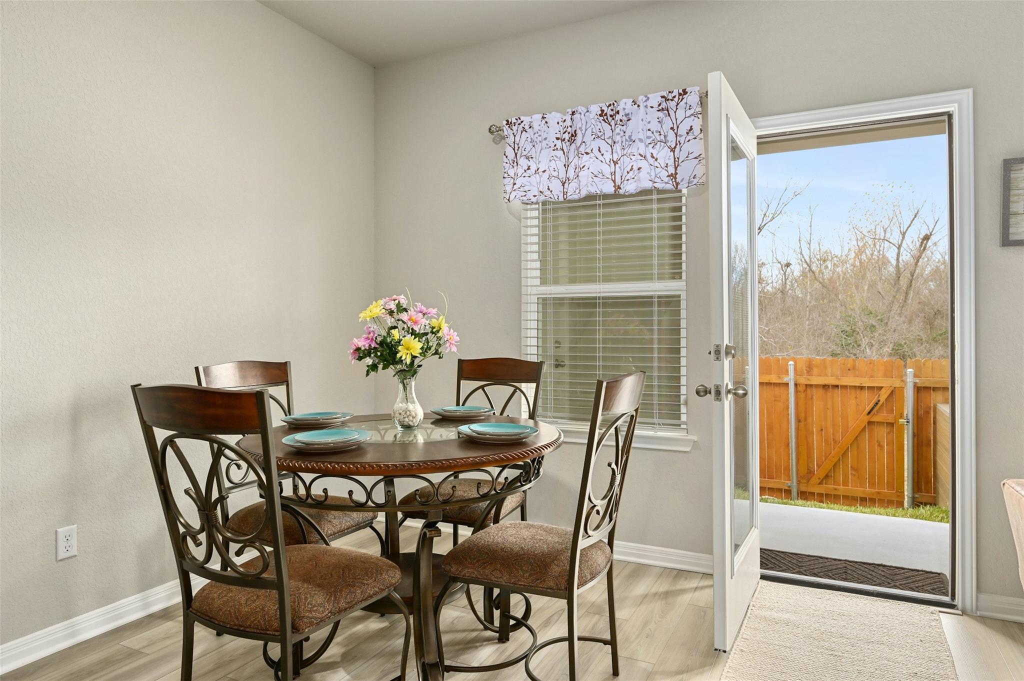 1850 Settlers Glen Dr #3004 Property Photo 11