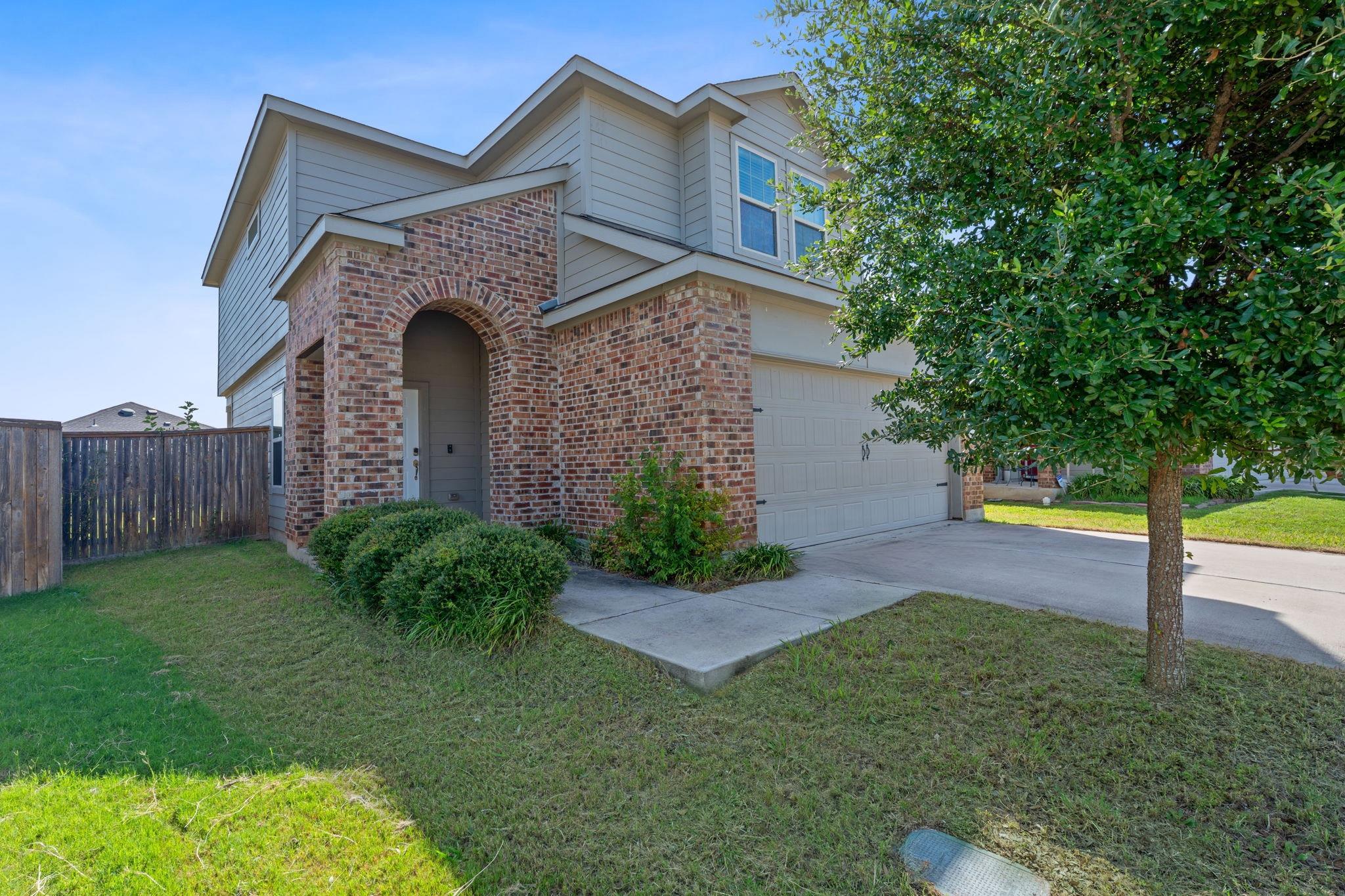 520 Shimek St #14a Property Photo 2