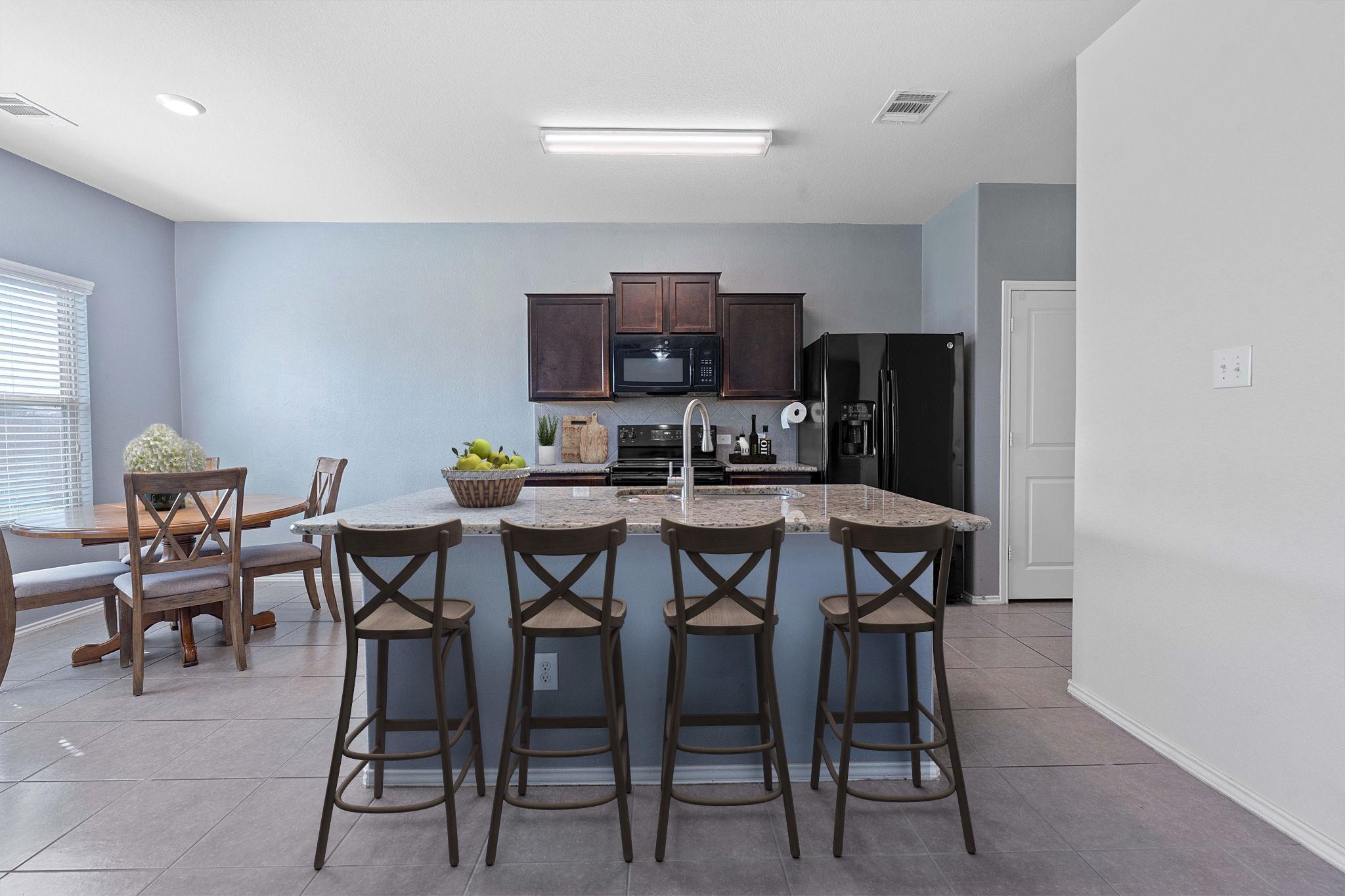 520 Shimek St #14a Property Photo 6