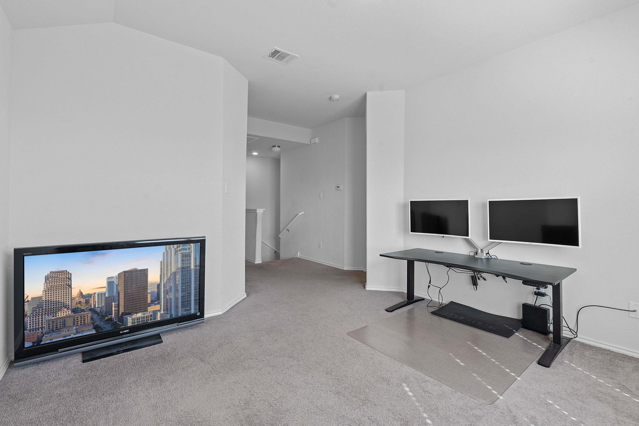 520 Shimek St #14a Property Photo 14