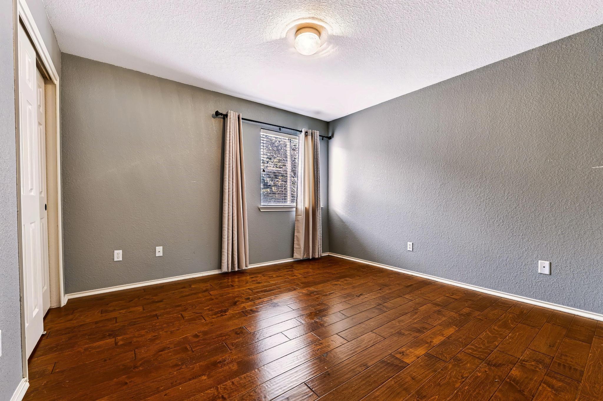 1421 Davis Mountain Loop Property Photo 18
