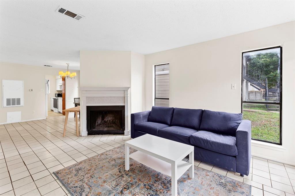 1907 W Loop #b None #b Property Photo 1