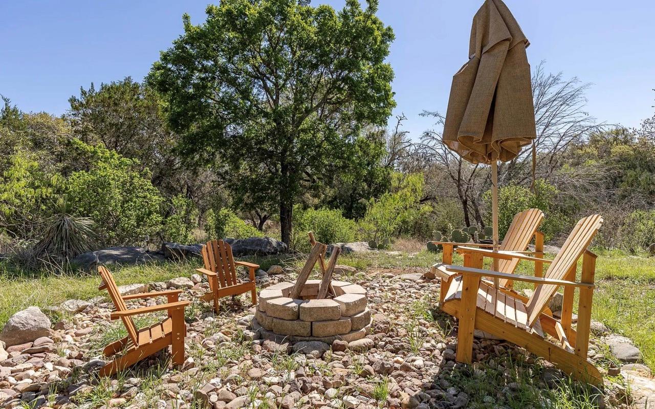1011 Santa Fe Trl Property Photo 4