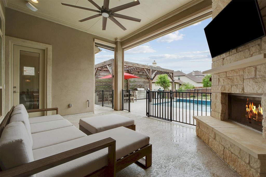 6005 Osceola Trl Property Photo 3